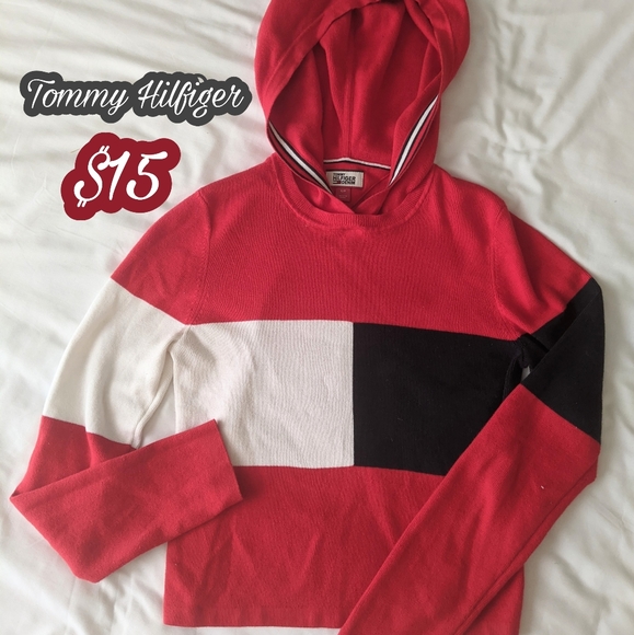 Tommy Hilfiger Sweaters - Tommy Hilfiger sweater